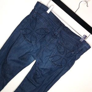 Preowned Habitual embroidered back pockets wide leg denim jeans